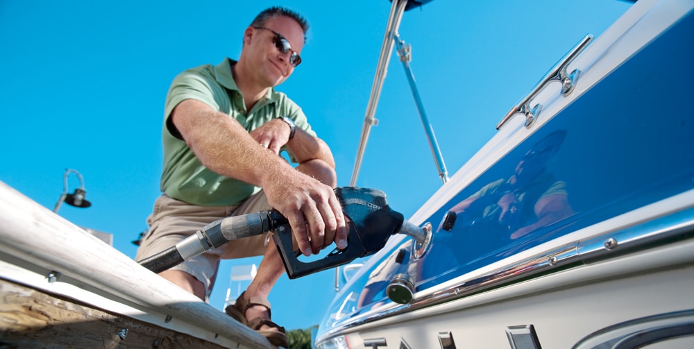 11 Tips for Avoiding Boat Accidents