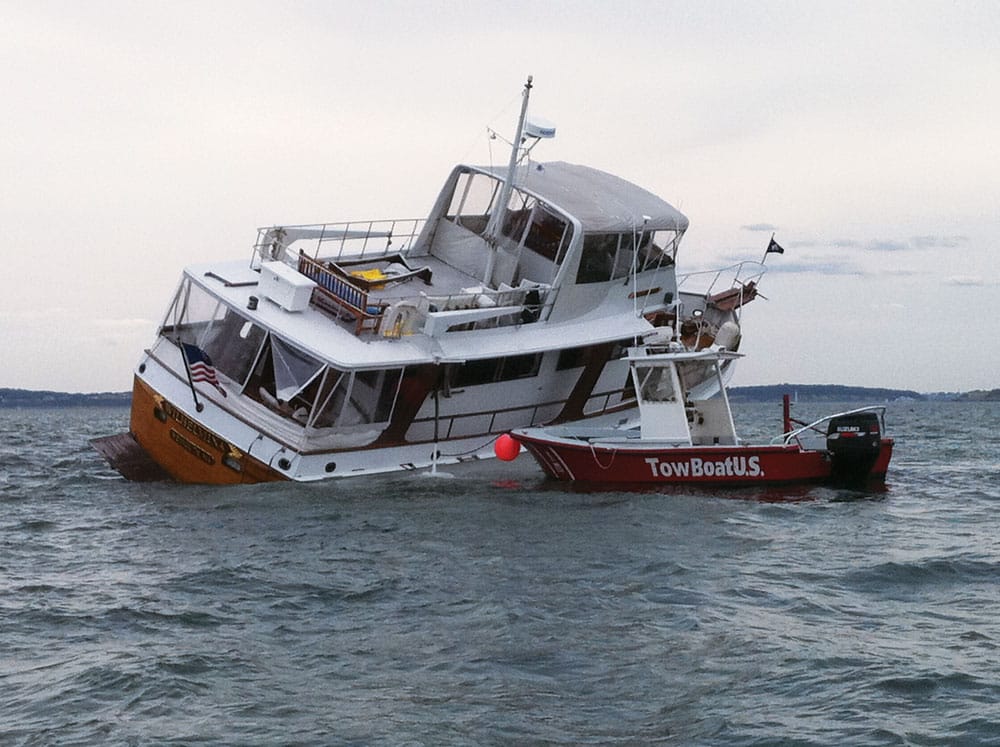11 Tips for Avoiding Boat Accidents