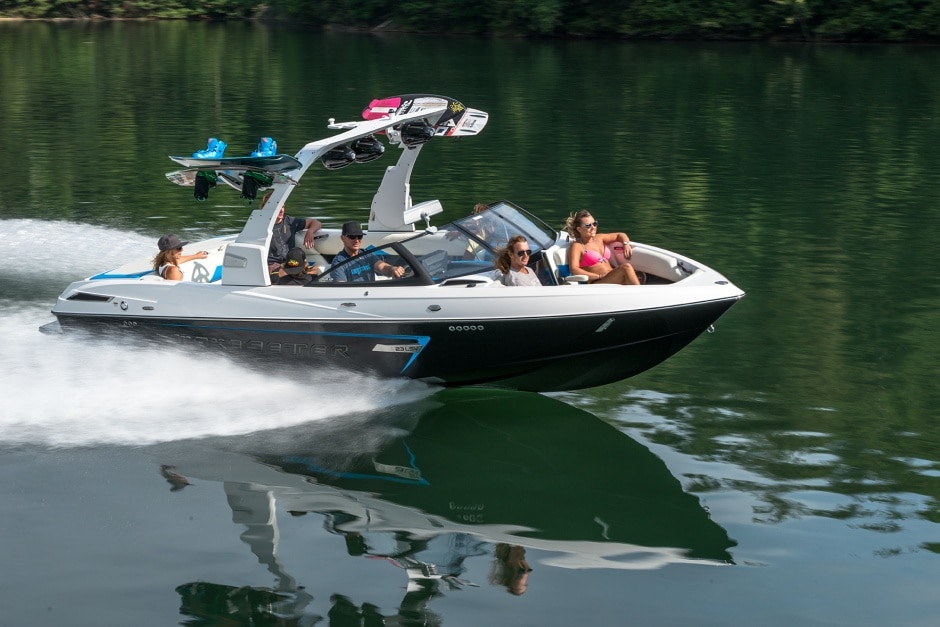 Malibu Boats Wakesetter 23 LSV