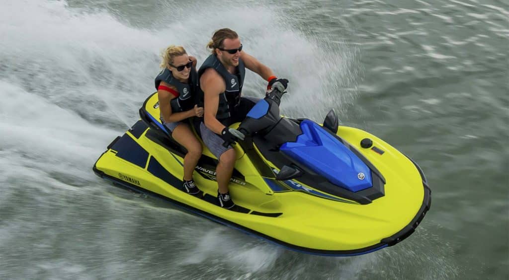 Yamaha WaveRunner EXR running shot