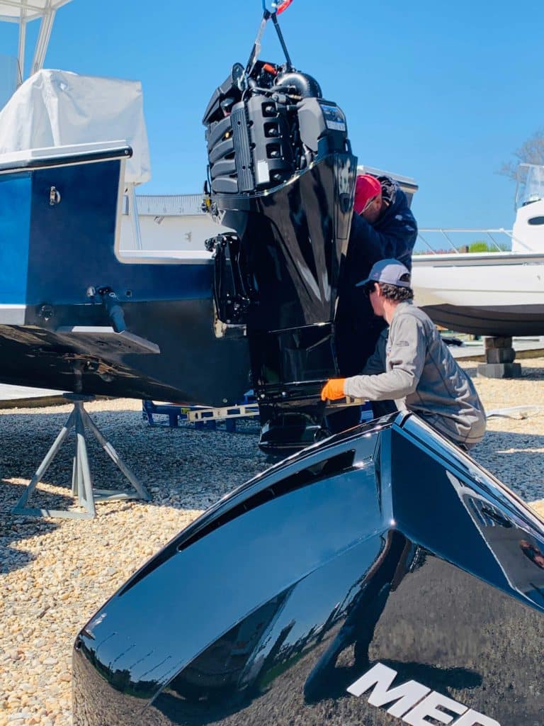 Fitting the new engine to the transom