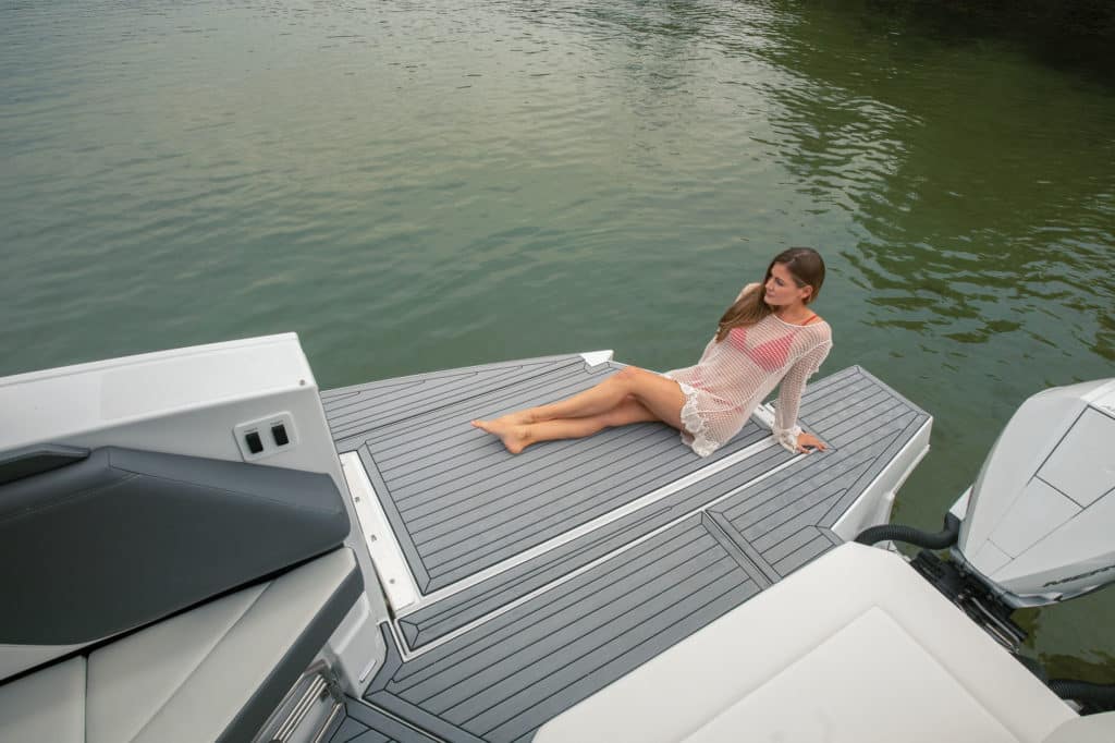 Courtesy Cruisers Yachts fold-out transom decking