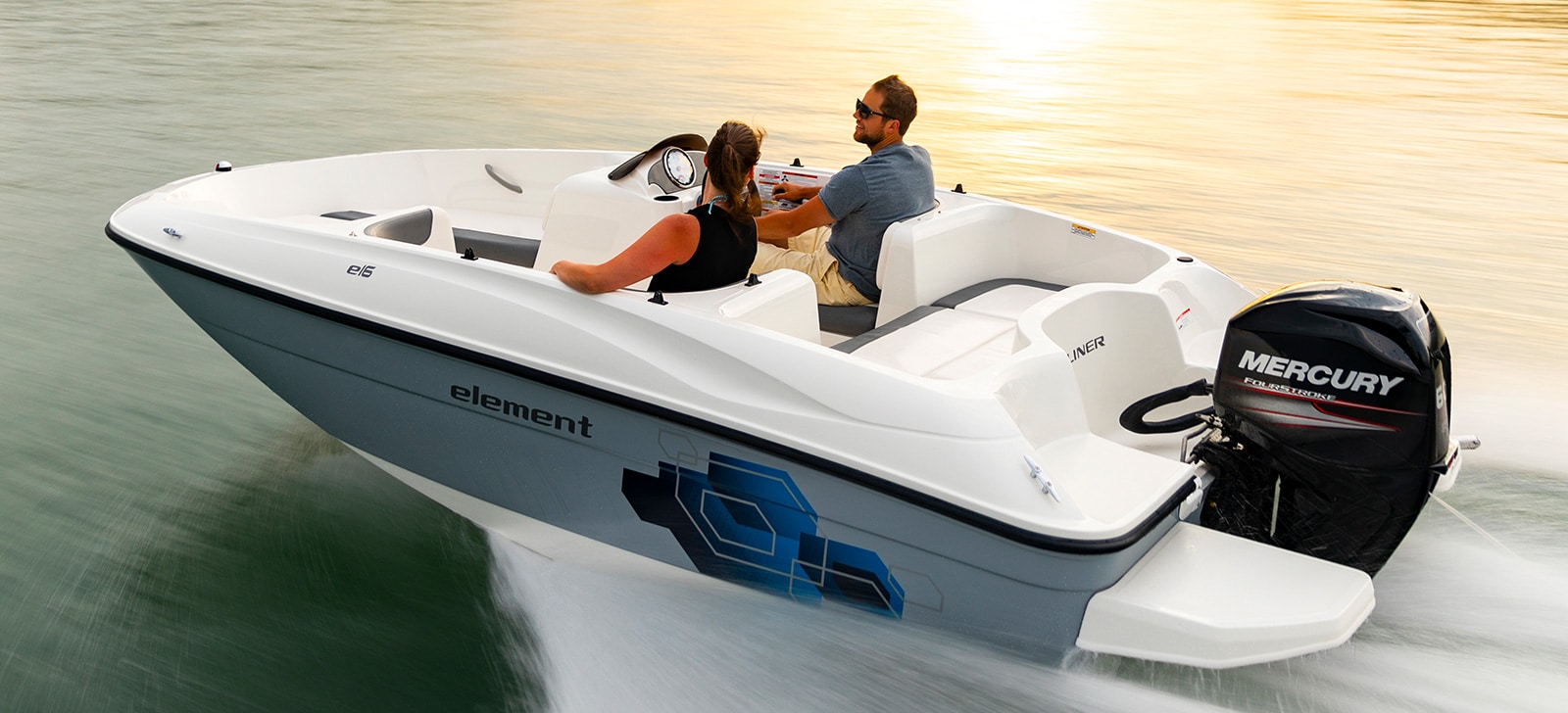 Best Boats Under $20,000, Small Family Boats