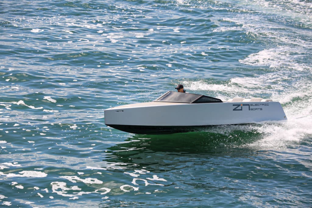 Zin Boats Z2R running shot