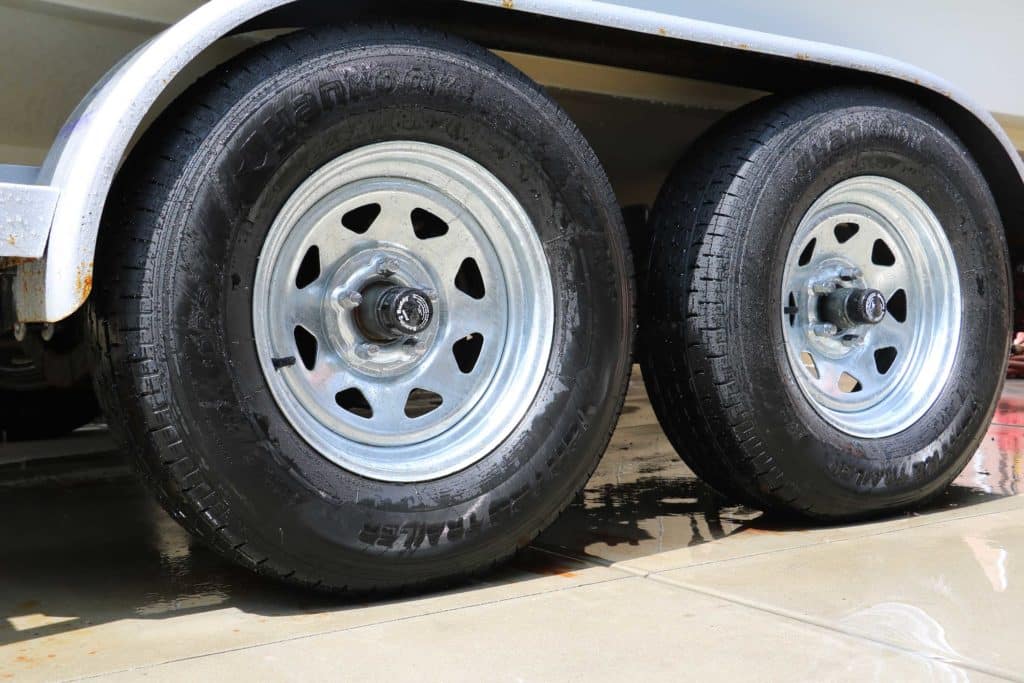 Hankook Vantra trailer tires