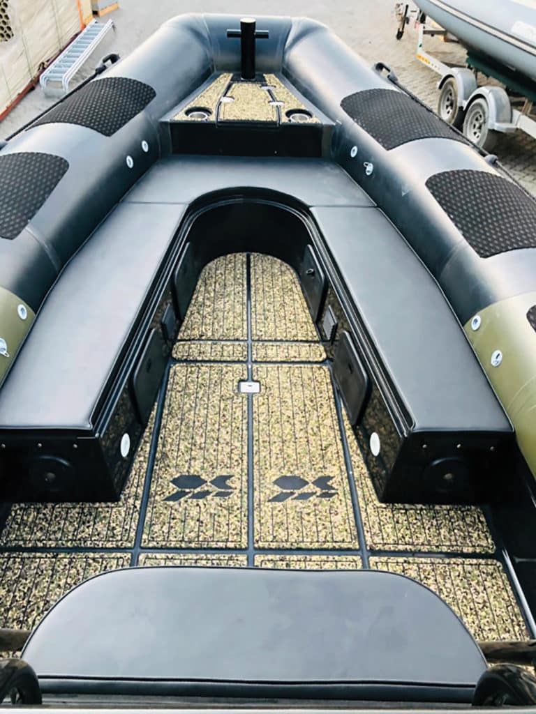 Ocean Craft 9.8M AMP bow seating