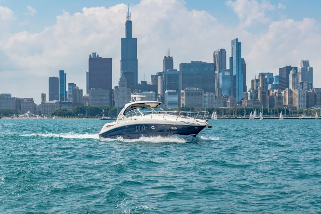 Boat cruising in Chicago