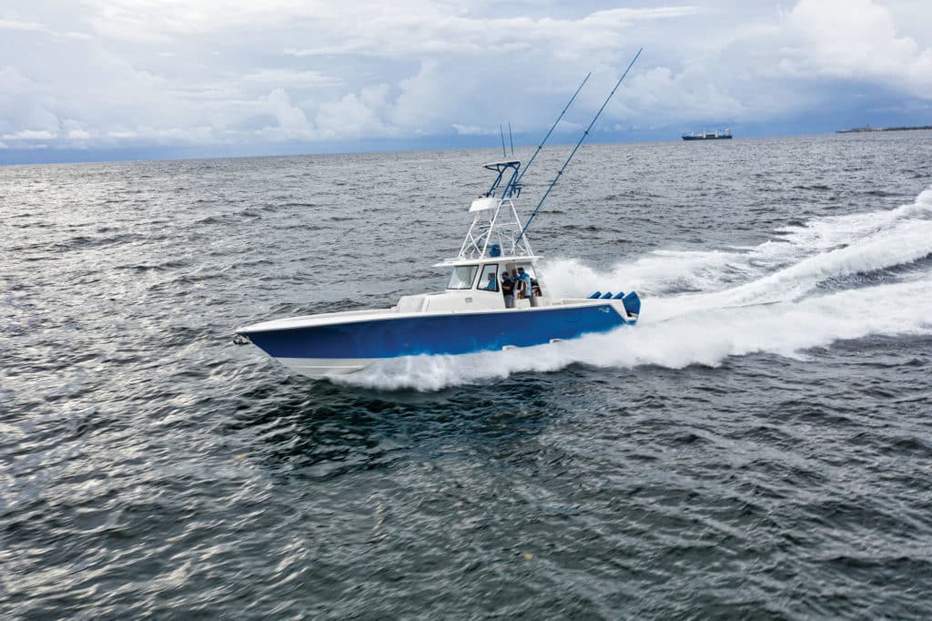 SeaVee 450Z running offshore