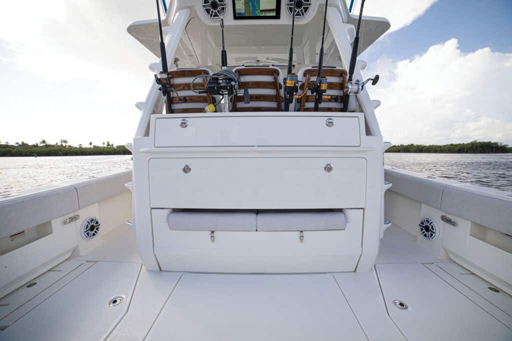 SeaVee 450Z rigging station