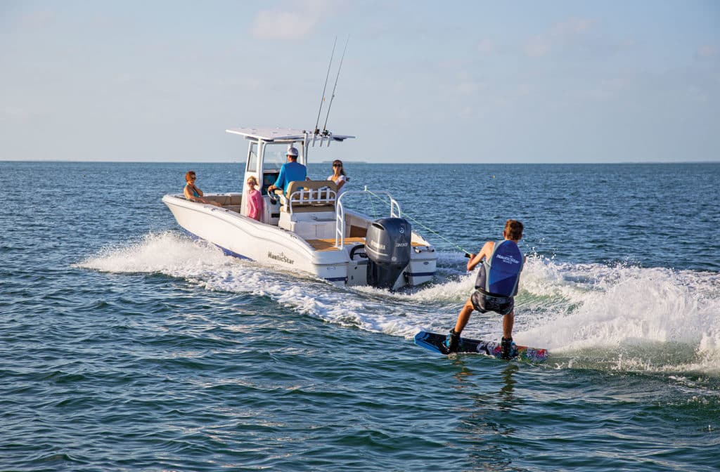 NauticStar 251 Hybrid towsports