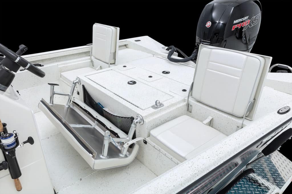 Ranger RB200 aft seating