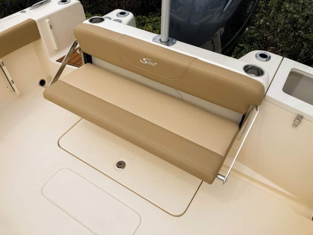 Scout 215 Dorado transom seat