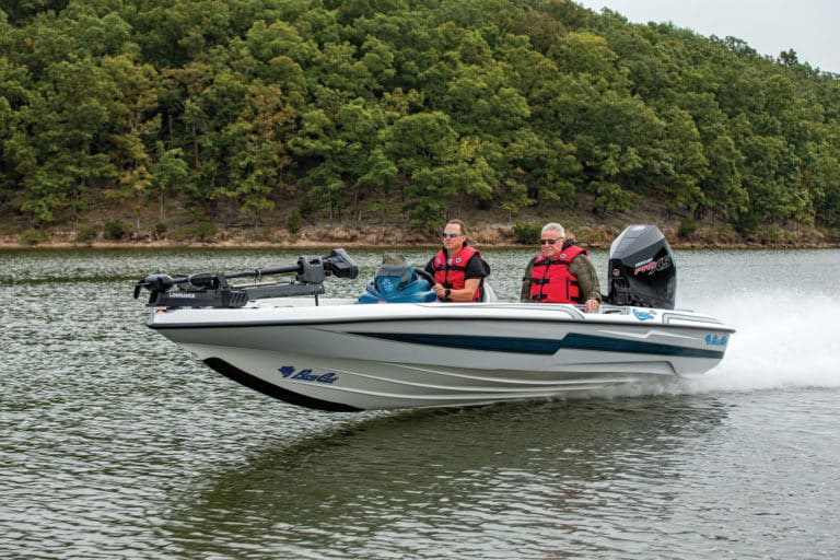 Bass Cat Cougar FTD running wide open