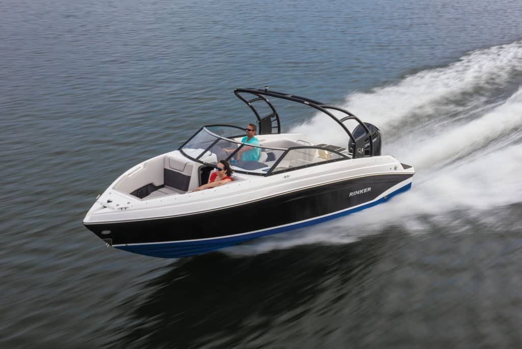 2019 Rinker Q3