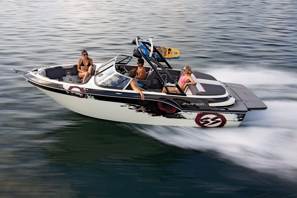 Best Bowrider Boats of 2014