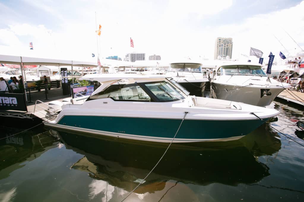 Tiara 34LX DC