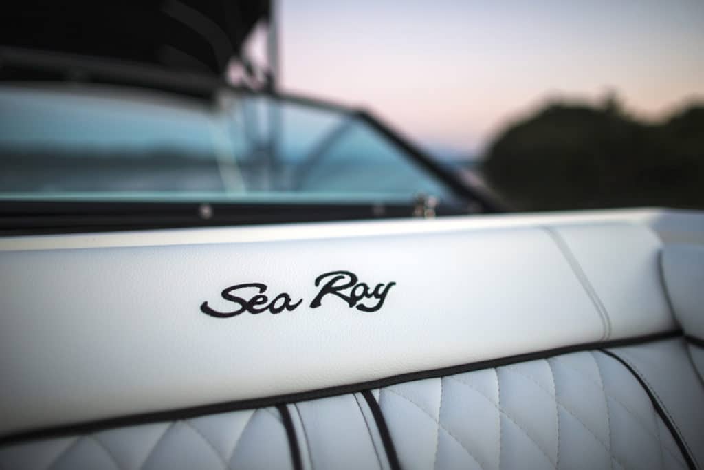 Sea Ray 290 Sundeck