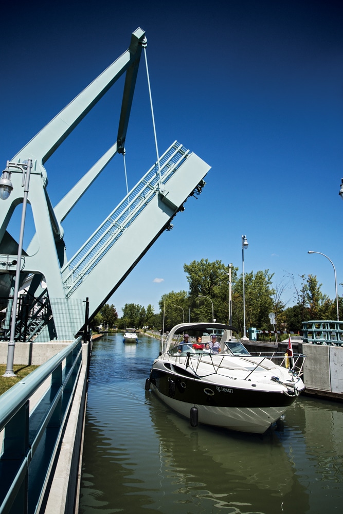 Safer Boating Through Bridges, Locks & Dams