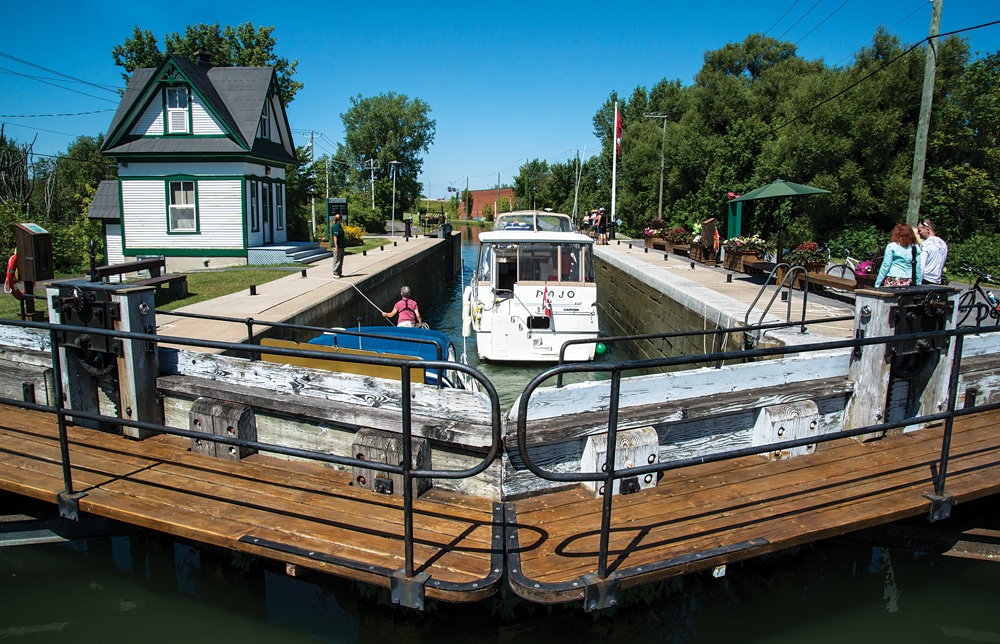 Safer Boating Through Bridges, Locks & Dams