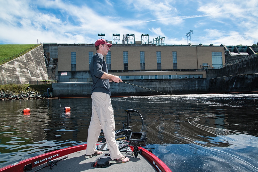 Safer Boating Through Bridges, Locks & Dams