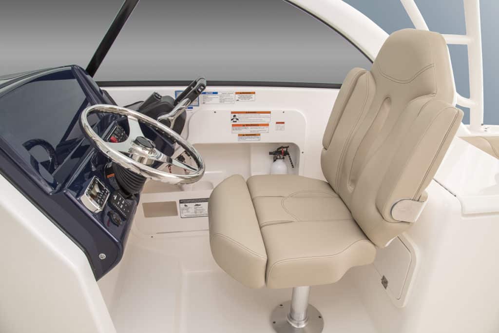 Center-Console vs. Dual Console