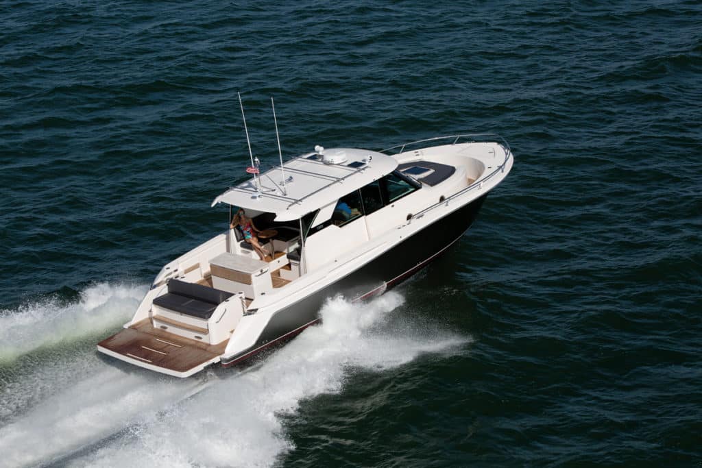 Tiara Yachts Q 44