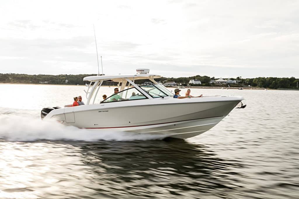 Boston Whaler 320 Vantage