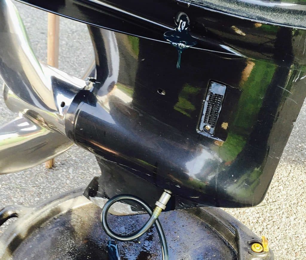How to Change Sterndrive and Outboard Gearcase Lubricant