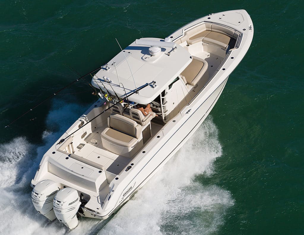 Boston Whaler 330 Outrage