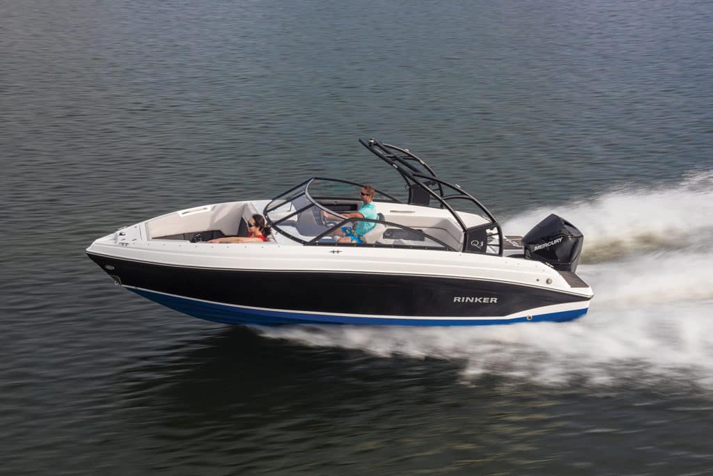 Rinker Boats Q3 Running Shot