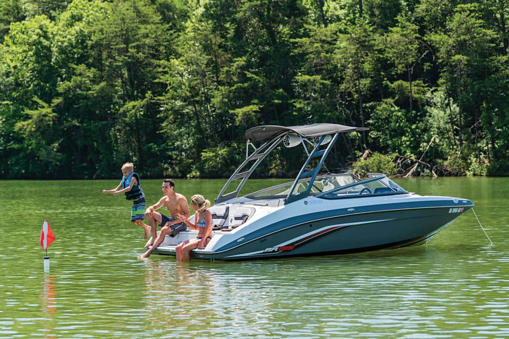 The AR195 model includes a watersports tower with integrated sun top.