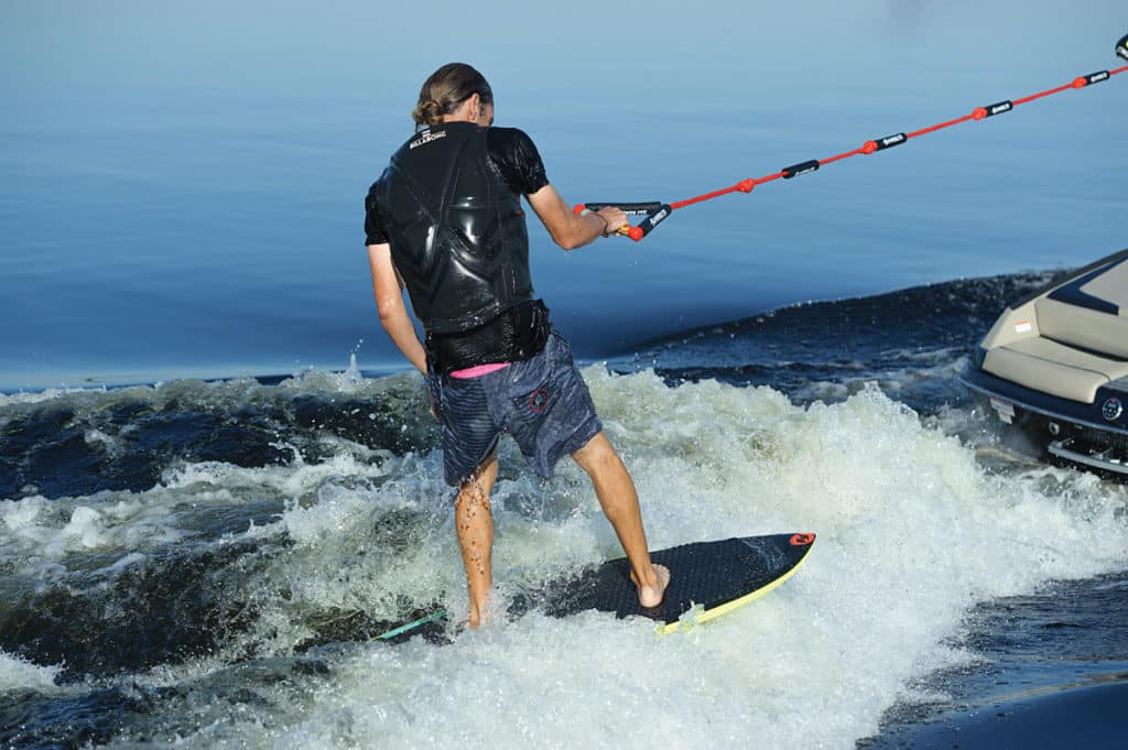 Wakesurfing 101