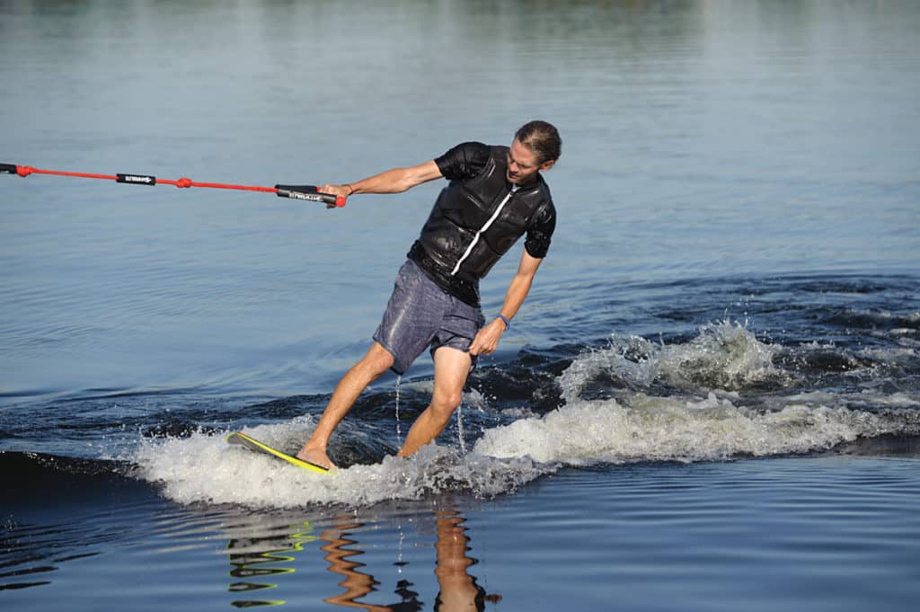 Wakesurfing 101