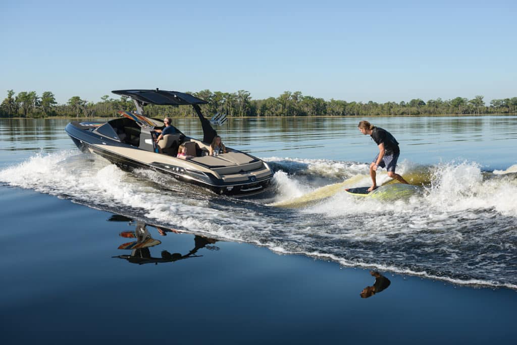 Wakesurfing 101