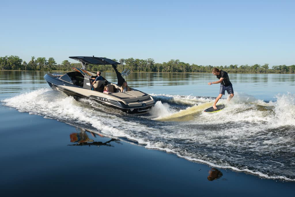 Wakesurfing 101