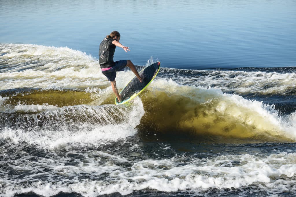 Wakesurfing 101