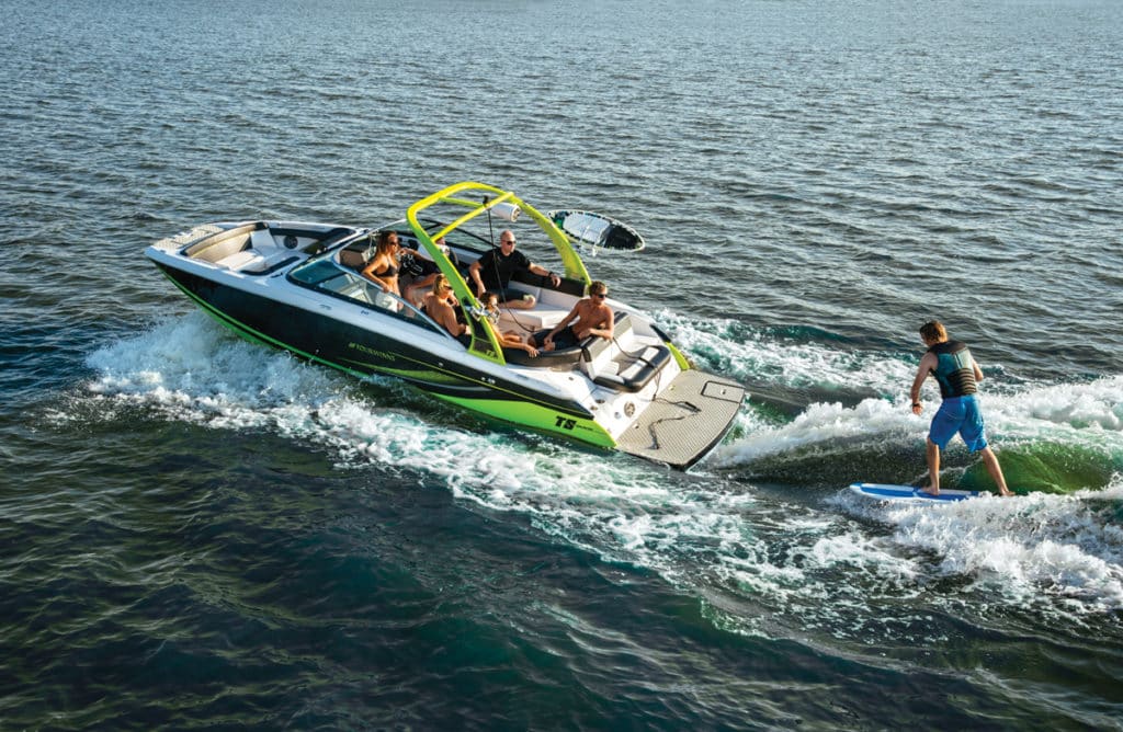 Forward Drive Wakesurfing: Four Winns TS242