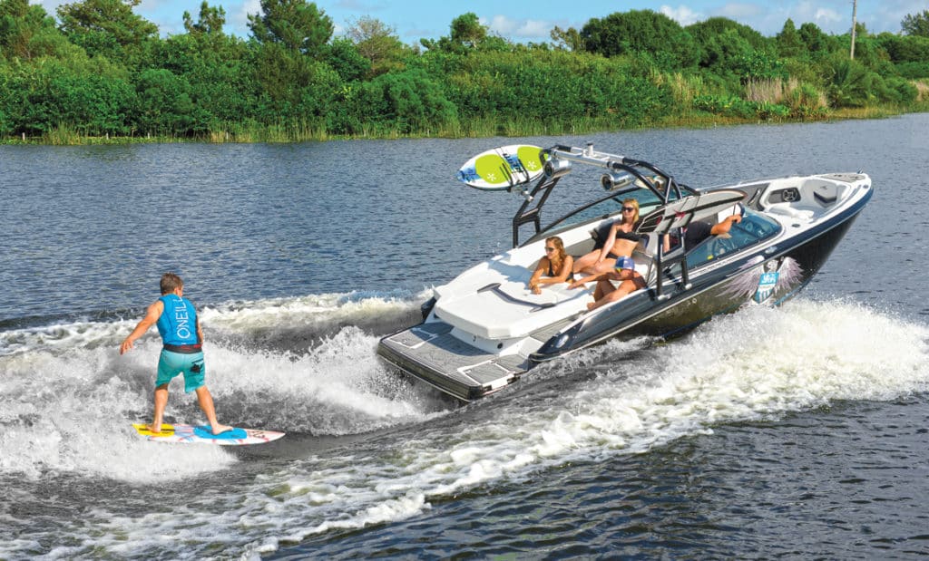 Forward Drive Wakesurfing: Monterey 238 SS Roswell Surf Edition