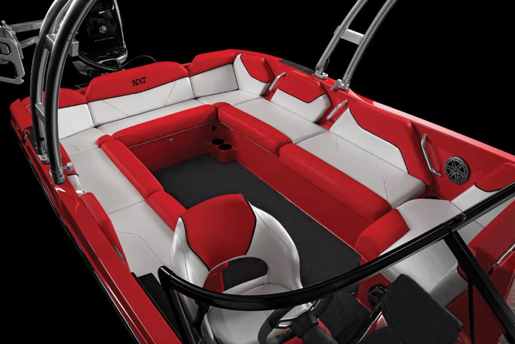 MasterCraft NXT20 Global Edition