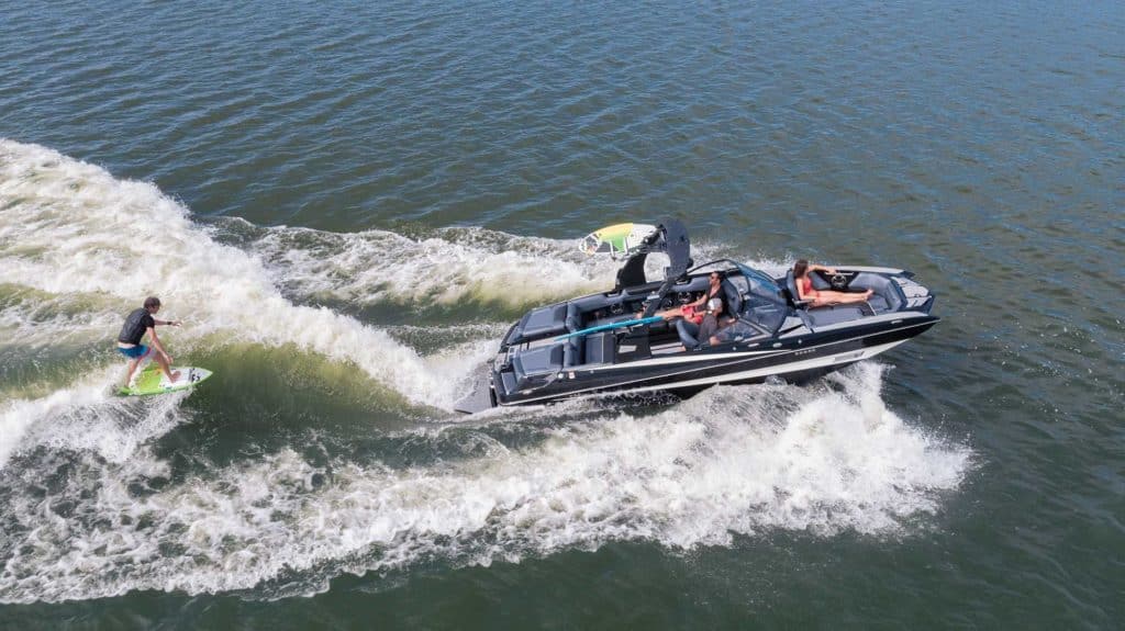 Malibu M235 Boat Test