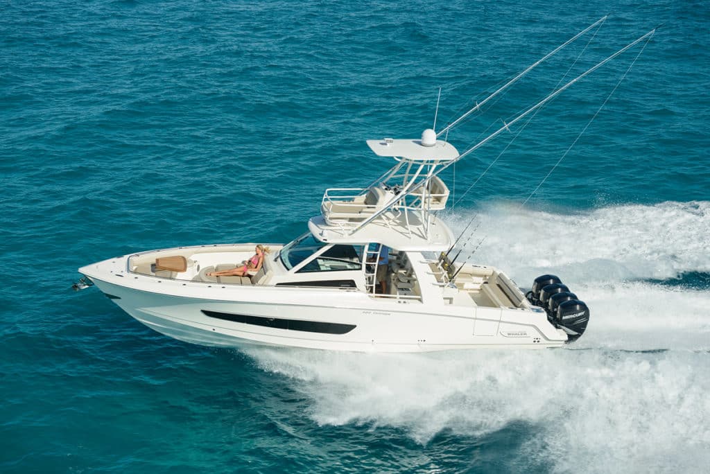 Boston Whaler 420 Outrage