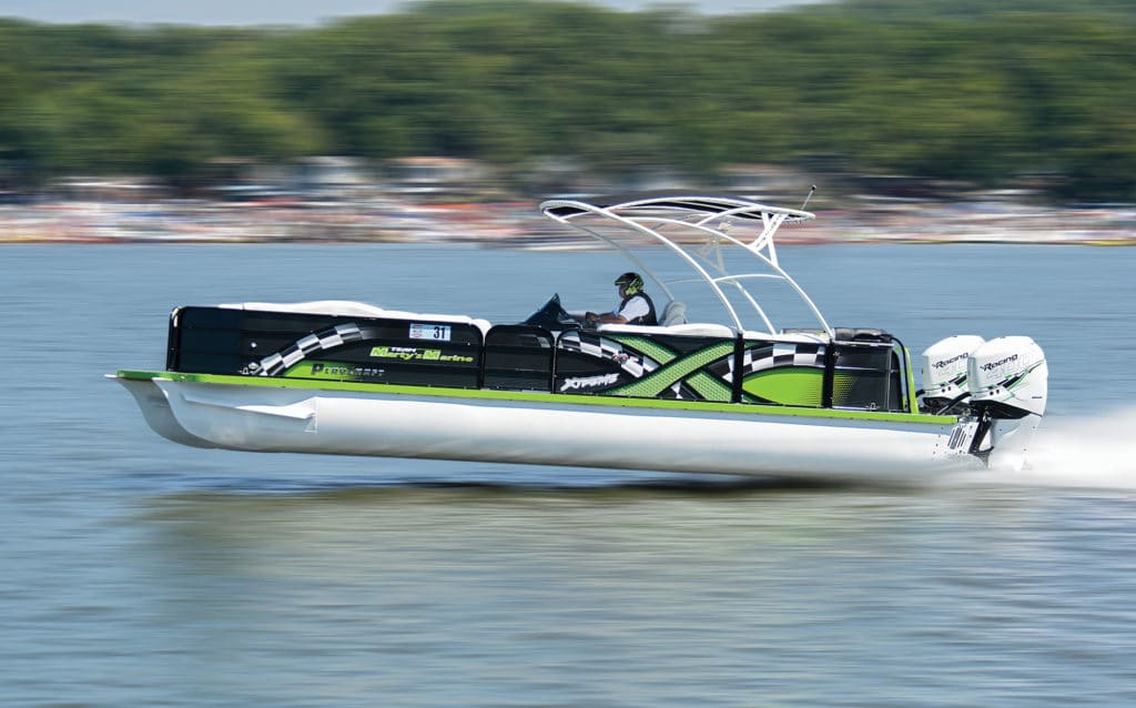 Fast Pontoon Boats