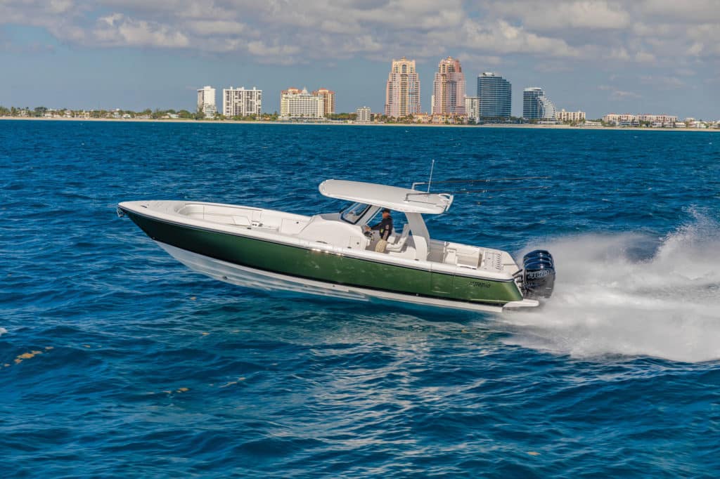 Intrepid Powerboats 375 Nomad running shot