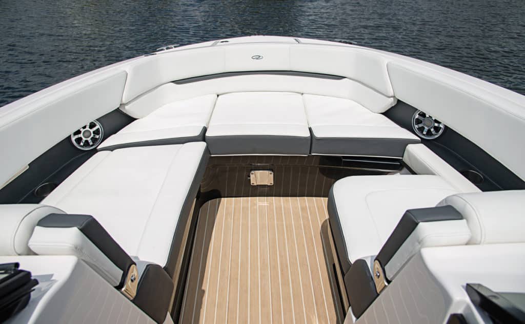 2016 Boat of the Year: Regal 29 OBX