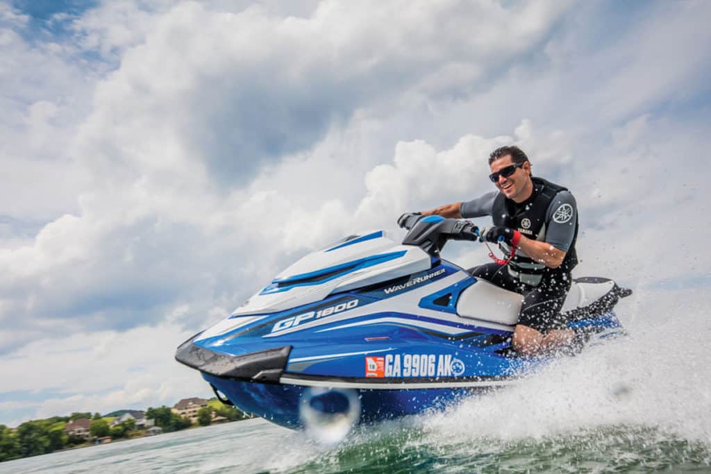 Yamaha GP1800 Review