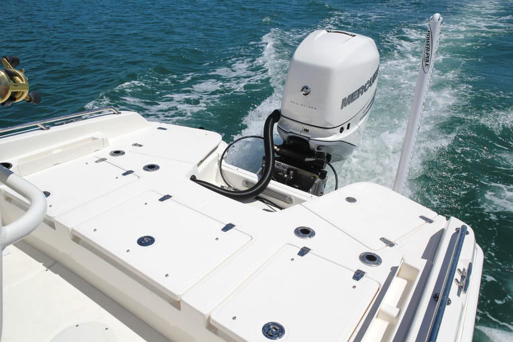 Boston Whaler 240 Dauntless Pro