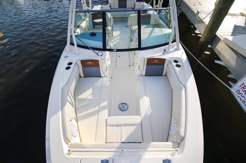 Cobia 280 DC