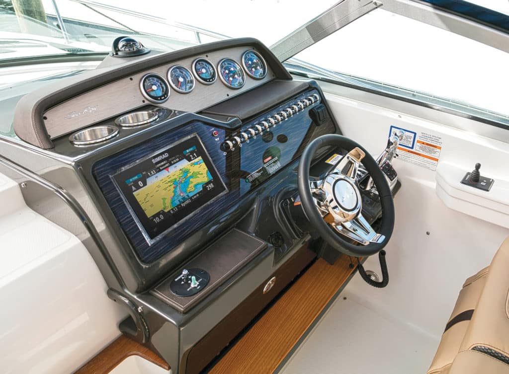 Sea Ray Sundancer 350 Coupe