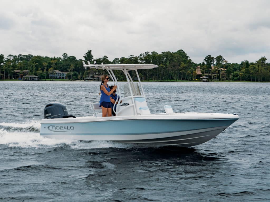 2019 Robalo 206 Cayman S