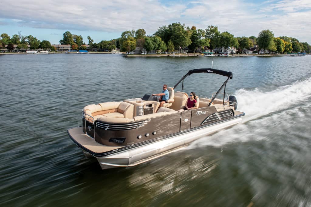 Tahoe 2785 Vision Rear Electric Lounge